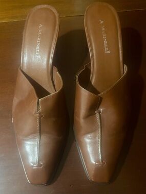 A. Marinelli Chestnut Brown Leather Slide Mules